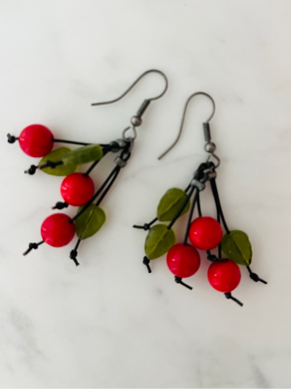 Vintage Cherries Cherry Red & Green Glass Leaves Earrings 🍒🍒 - Picture 7 of 7